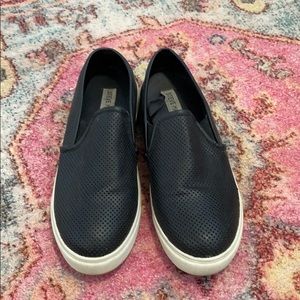 Steve Madden slip on sneakers